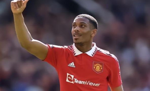 使得他重新 使得他重新